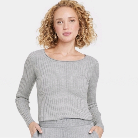 NWT Fine Guage Ribbed Boatneck Pullover Top - Picture 2 of 6